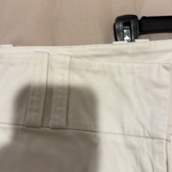 INC International Concepts Cream Women's Bermudas - Picture 10 of 10